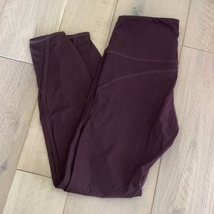 Maroon leggings with mesh by ankle